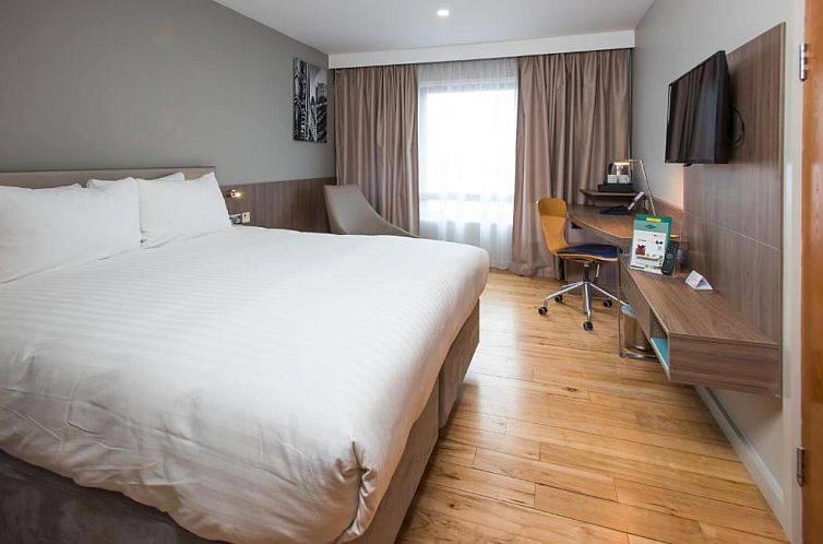 Holiday Inn London West, an IHG Hotel