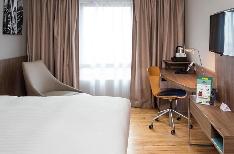 Holiday Inn London West, an IHG Hotel