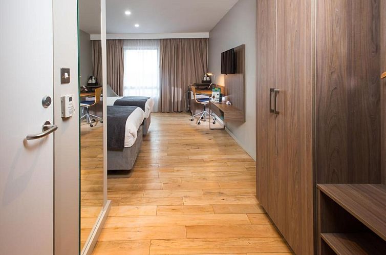 Holiday Inn London West, an IHG Hotel