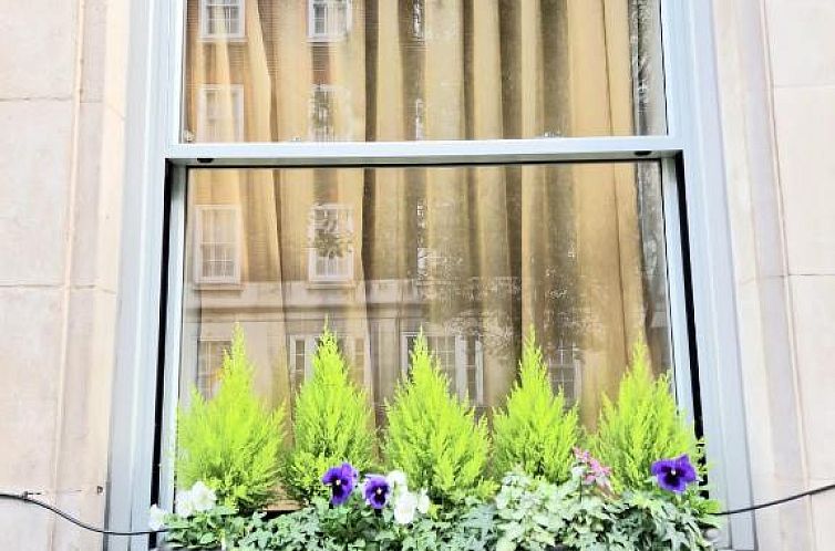 Astor Court Hotel