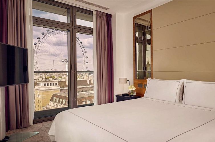 Park Plaza County Hall London