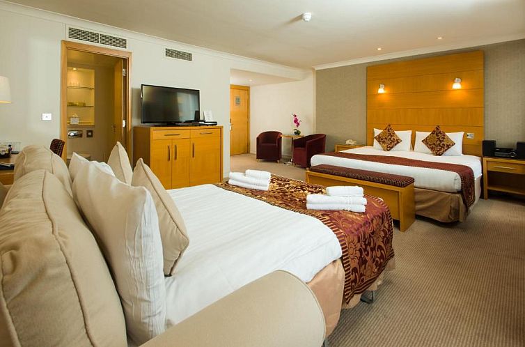 The Park City Grand Plaza Kensington Hotel