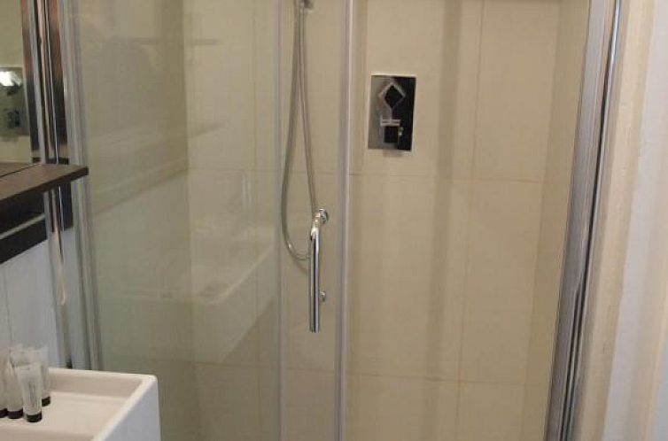 Earls Court Garden Hotel