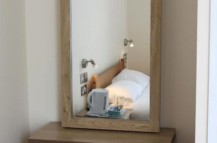 Earls Court Garden Hotel