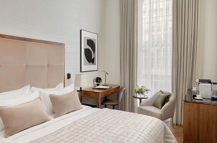 The Queens Gate Hotel