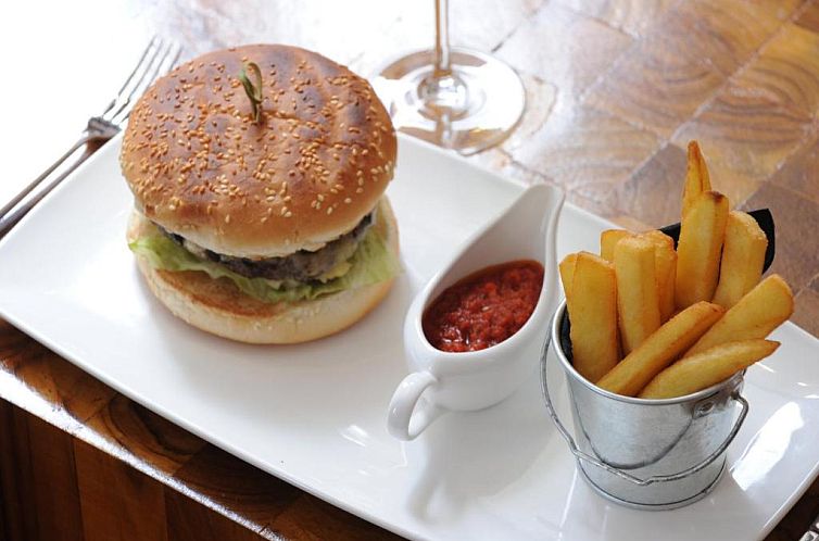 Hotel Indigo London Tower Hill, an IHG Hotel