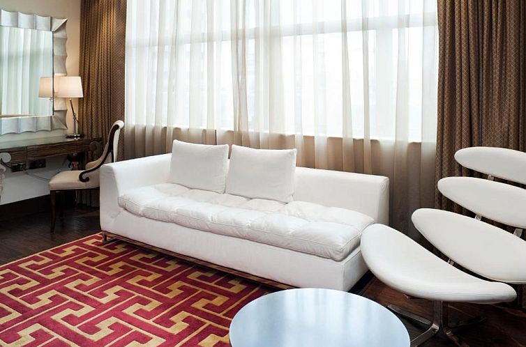 Hotel Indigo London Tower Hill, an IHG Hotel