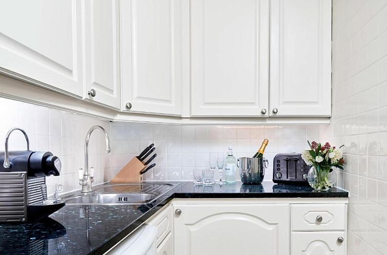 47 Park Street - Grand Residences by Marriott