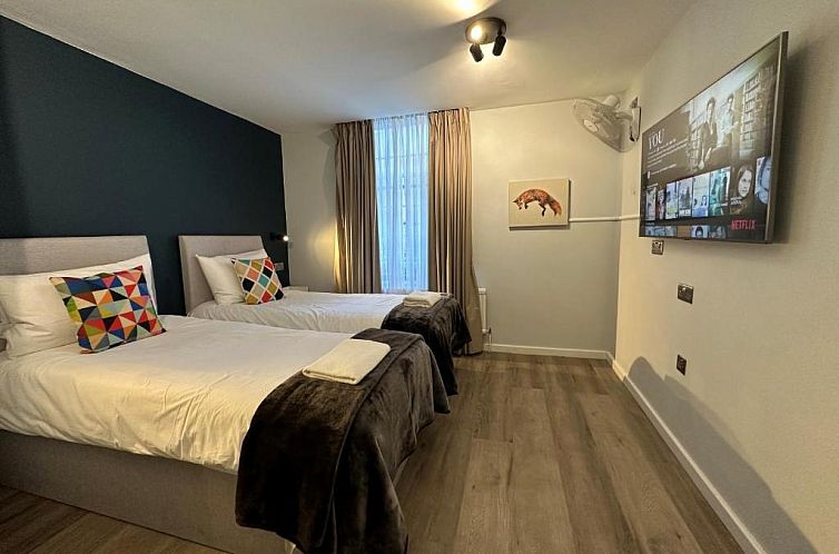 Smart Hyde Park View Hostel