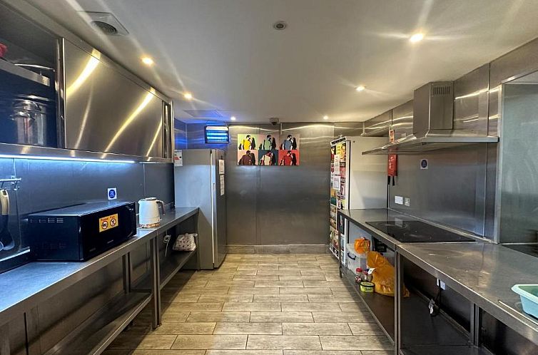 Smart Hyde Park Inn Hostel