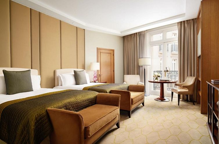 Corinthia London
