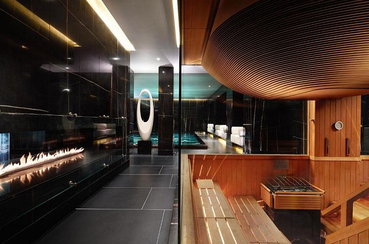 Corinthia London