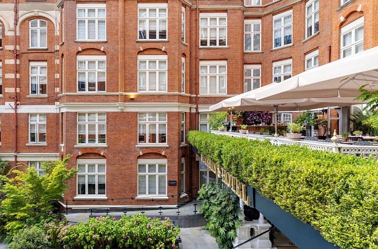 St. Ermin's Hotel, Autograph Collection