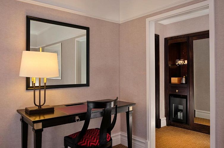 St. Ermin's Hotel, Autograph Collection