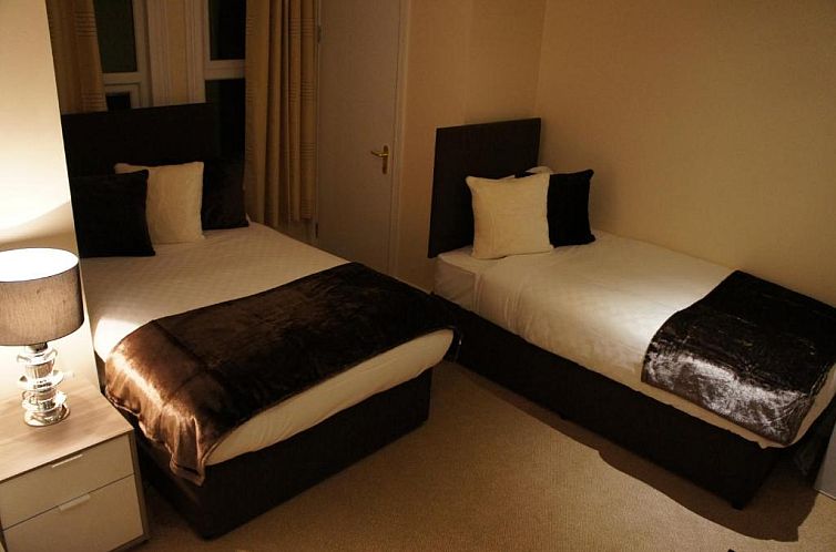Sapphire Hotel London