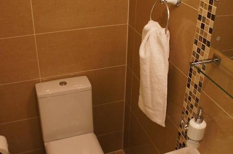 Sapphire Hotel London
