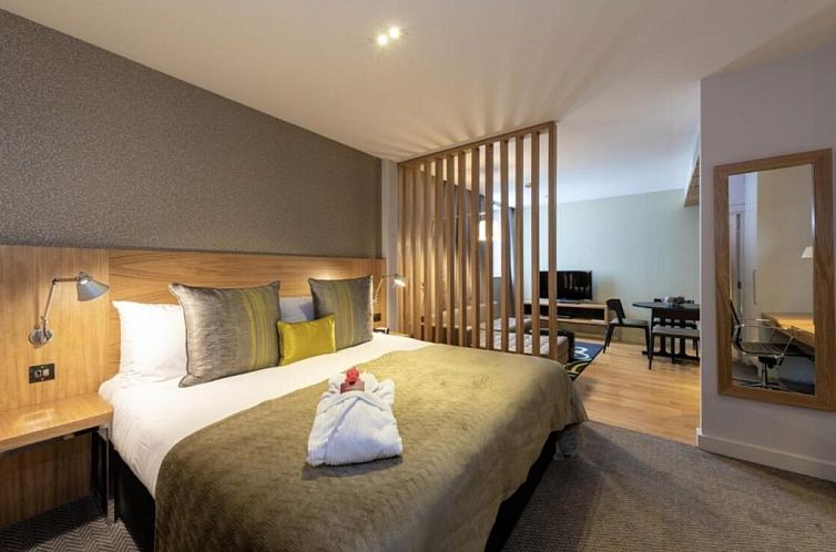 Apex Temple Court Hotel