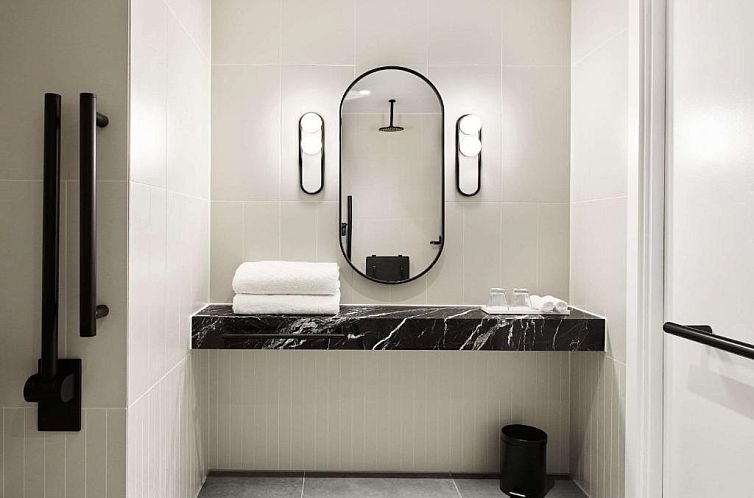 Holiday Inn London- Stratford City, an IHG Hotel