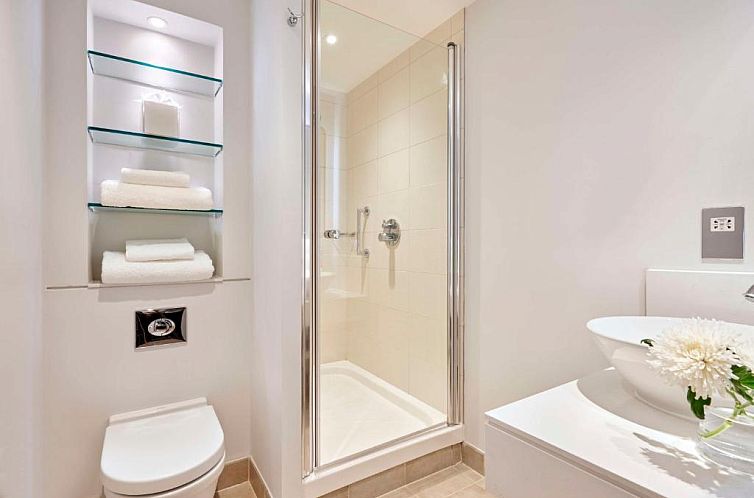Staybridge Suites London- Stratford, an IHG Hotel
