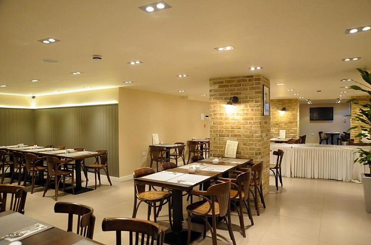 Kings Cross Inn Hotel