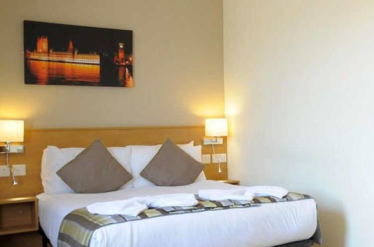 Kings Cross Inn Hotel