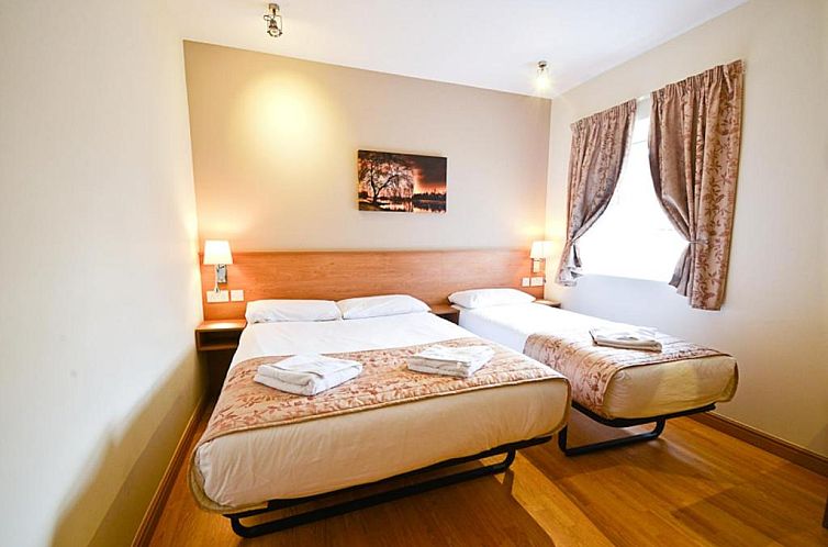 Kings Cross Inn Hotel