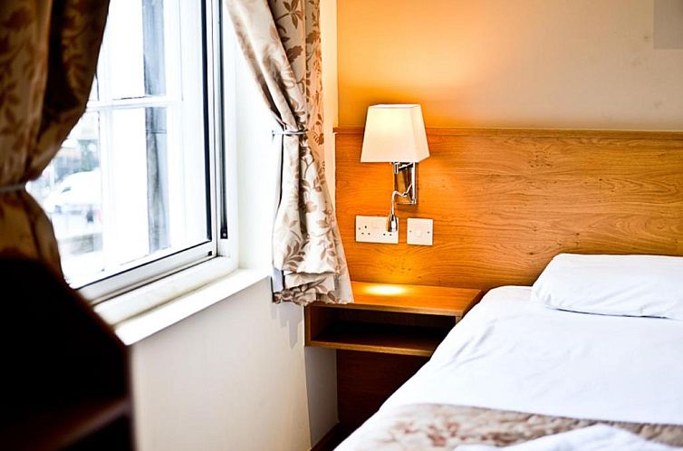 Kings Cross Inn Hotel