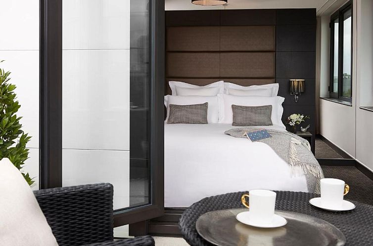 Guest house 634065975 - Apartment England - The Westbridge Hotel