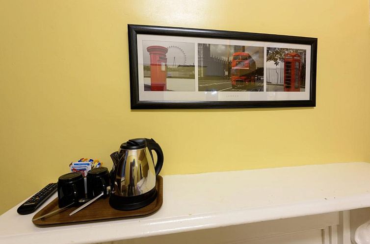 Dolphin Inn - The Lodge