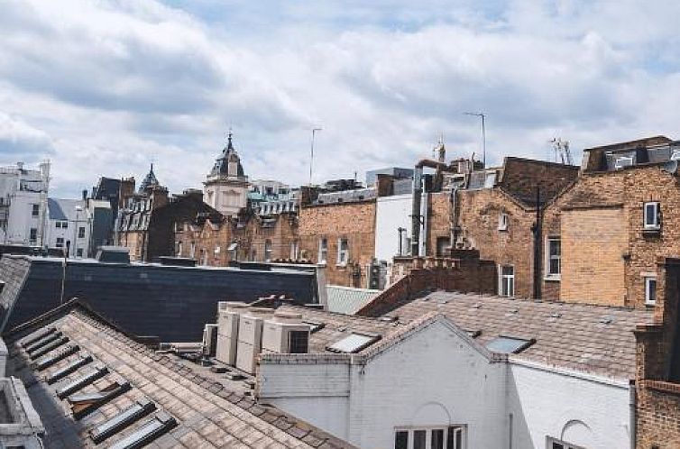 Dolphin Inn - The Lodge