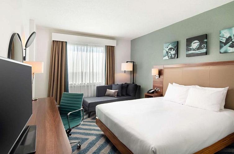 Hilton Garden Inn London Heathrow Airport
