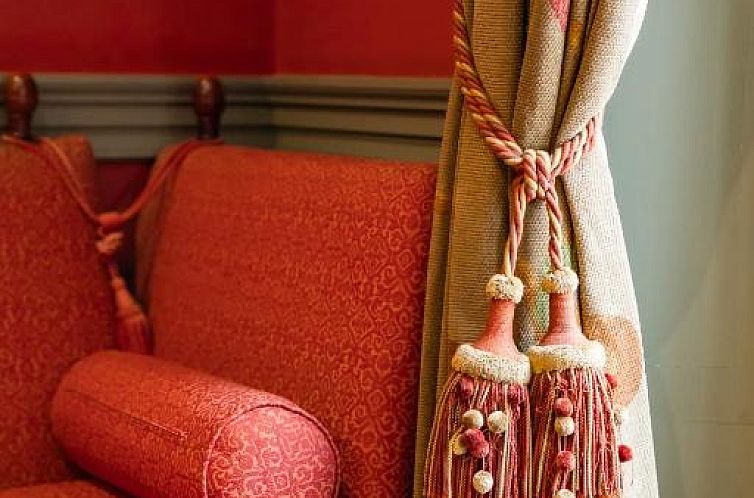 The Red Lion Hotel