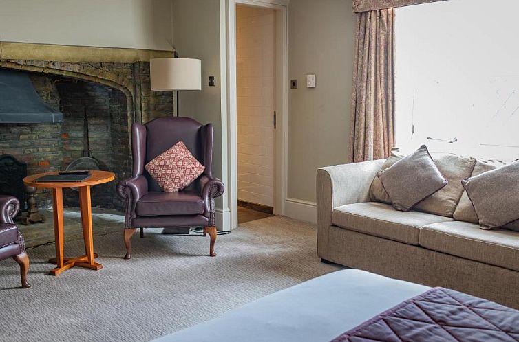 The Red Lion Hotel