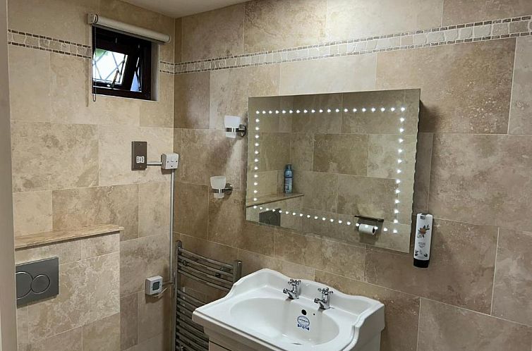 Oakwood Bed and Breakfast Heathrow