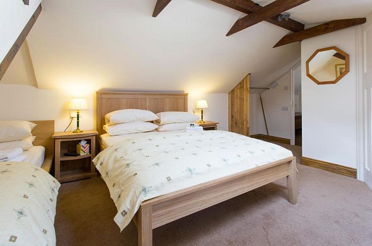 Oakwood Bed and Breakfast Heathrow
