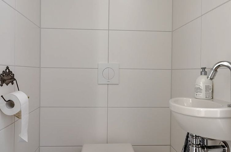 Vakantiehuisje in Wolphaartsdijk