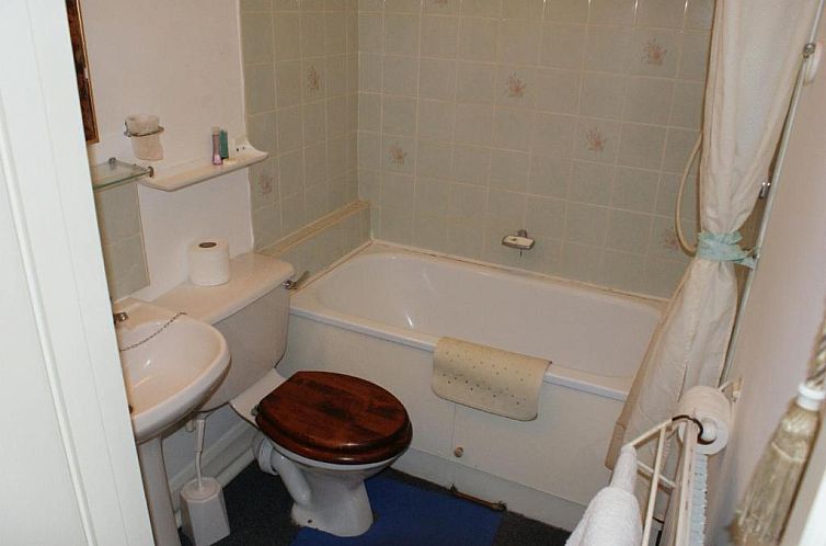 Kirkdale Hotel