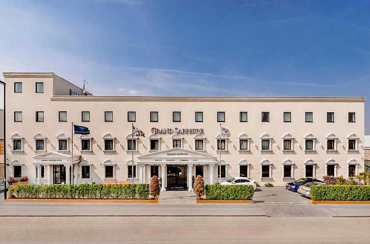 Grand Sapphire Hotel & Banqueting