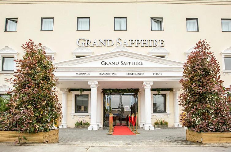 Grand Sapphire Hotel & Banqueting