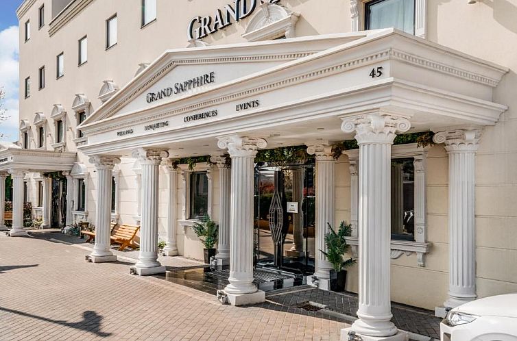 Grand Sapphire Hotel & Banqueting