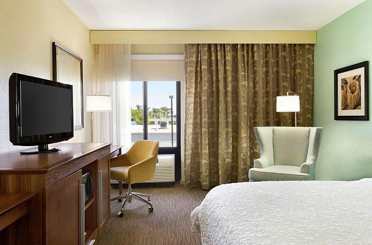 Hampton Inn & Suites Tarpon Springs