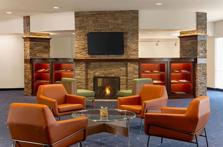 Courtyard by Marriott Madison West / Middleton