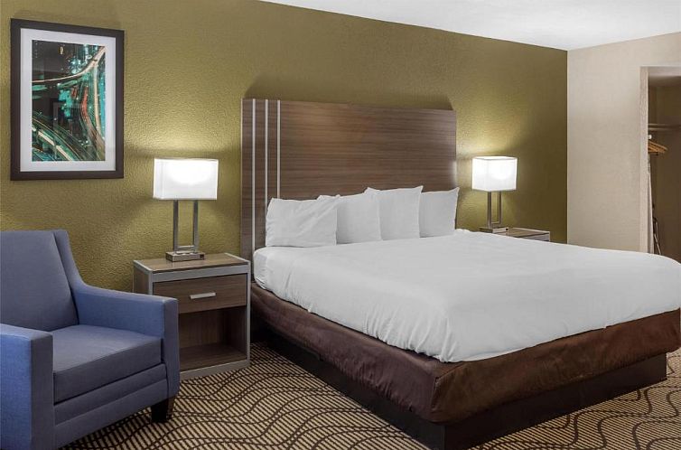 Best Western Heritage Inn