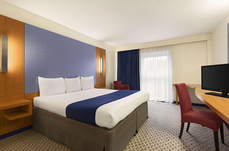Ramada London North