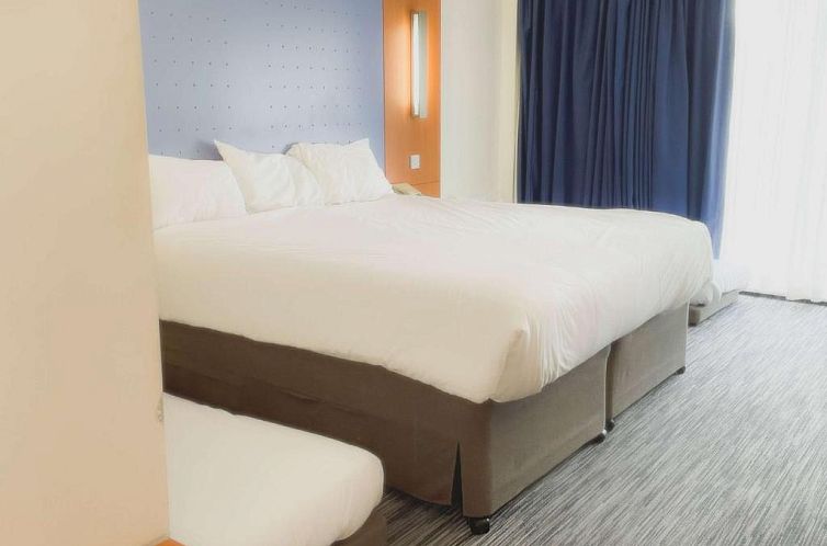Ramada London North