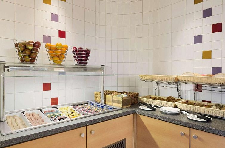 Ramada London North