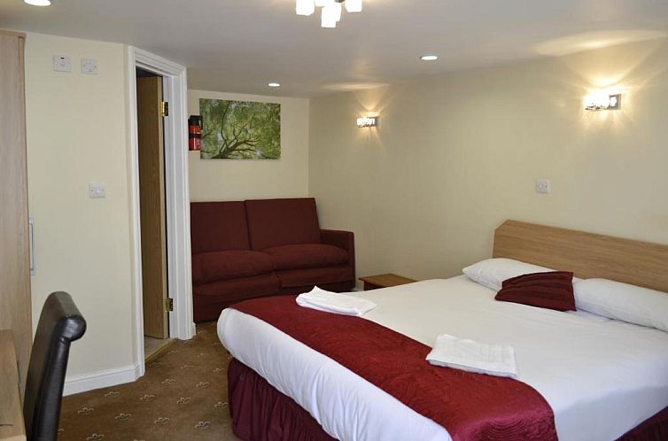 Cranbrook Hotel