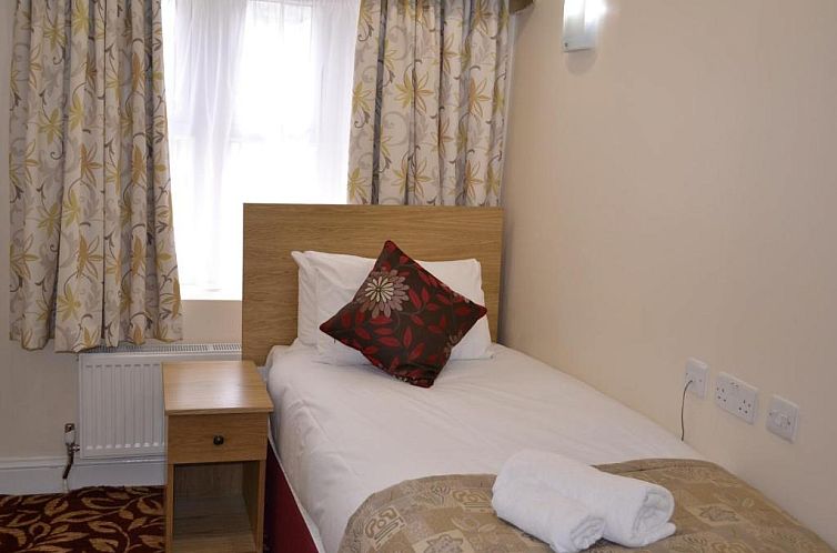 Cranbrook Hotel