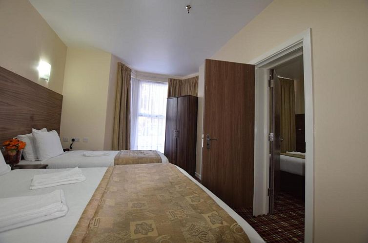 Lucky 8 Hotel
