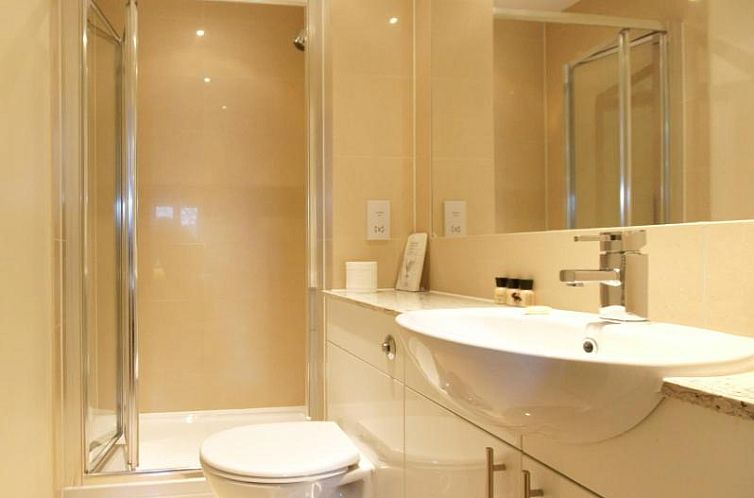 Lodge Drive Serviced Apartments